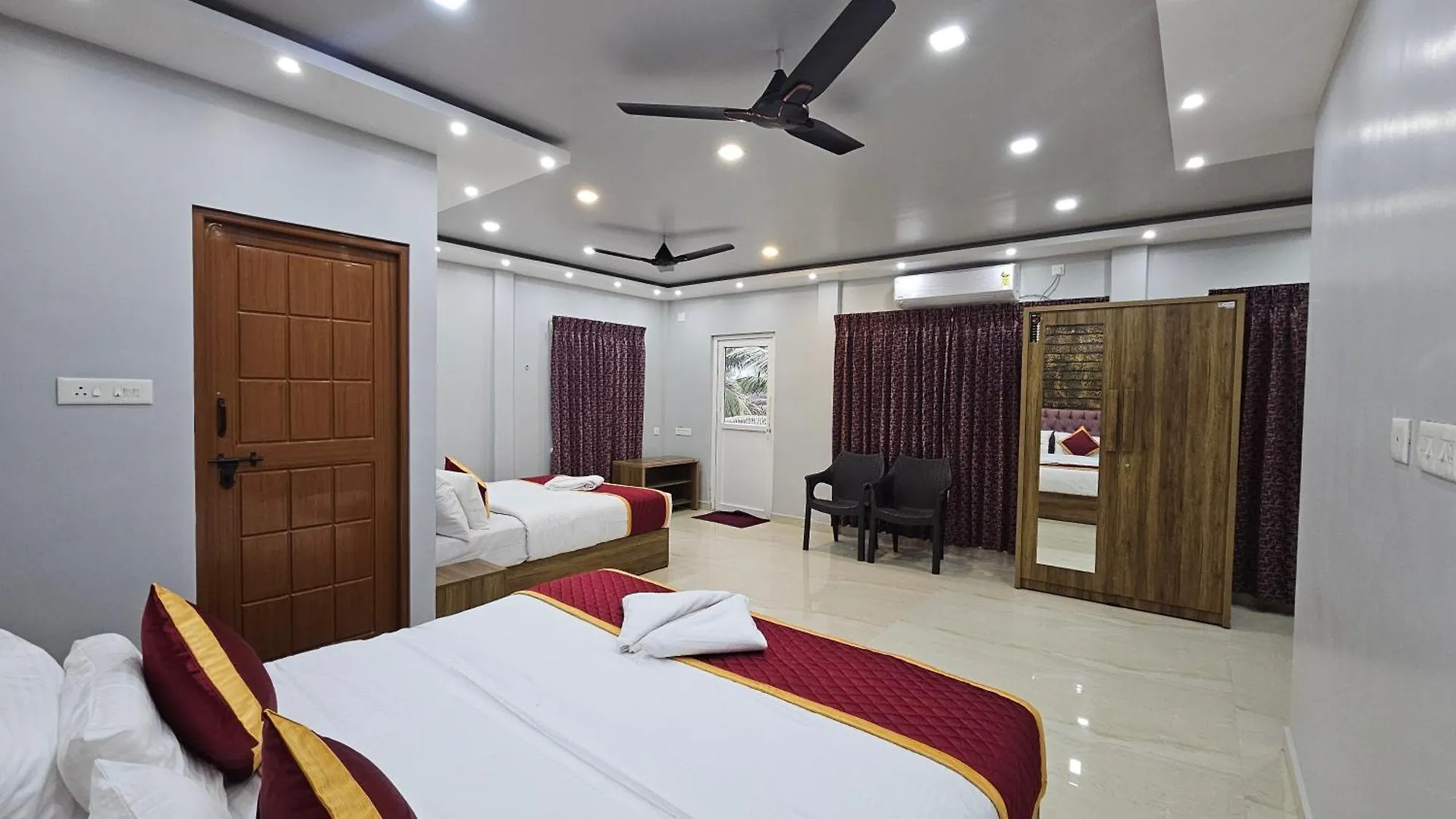 Midway Crest Farmstay Palakkad