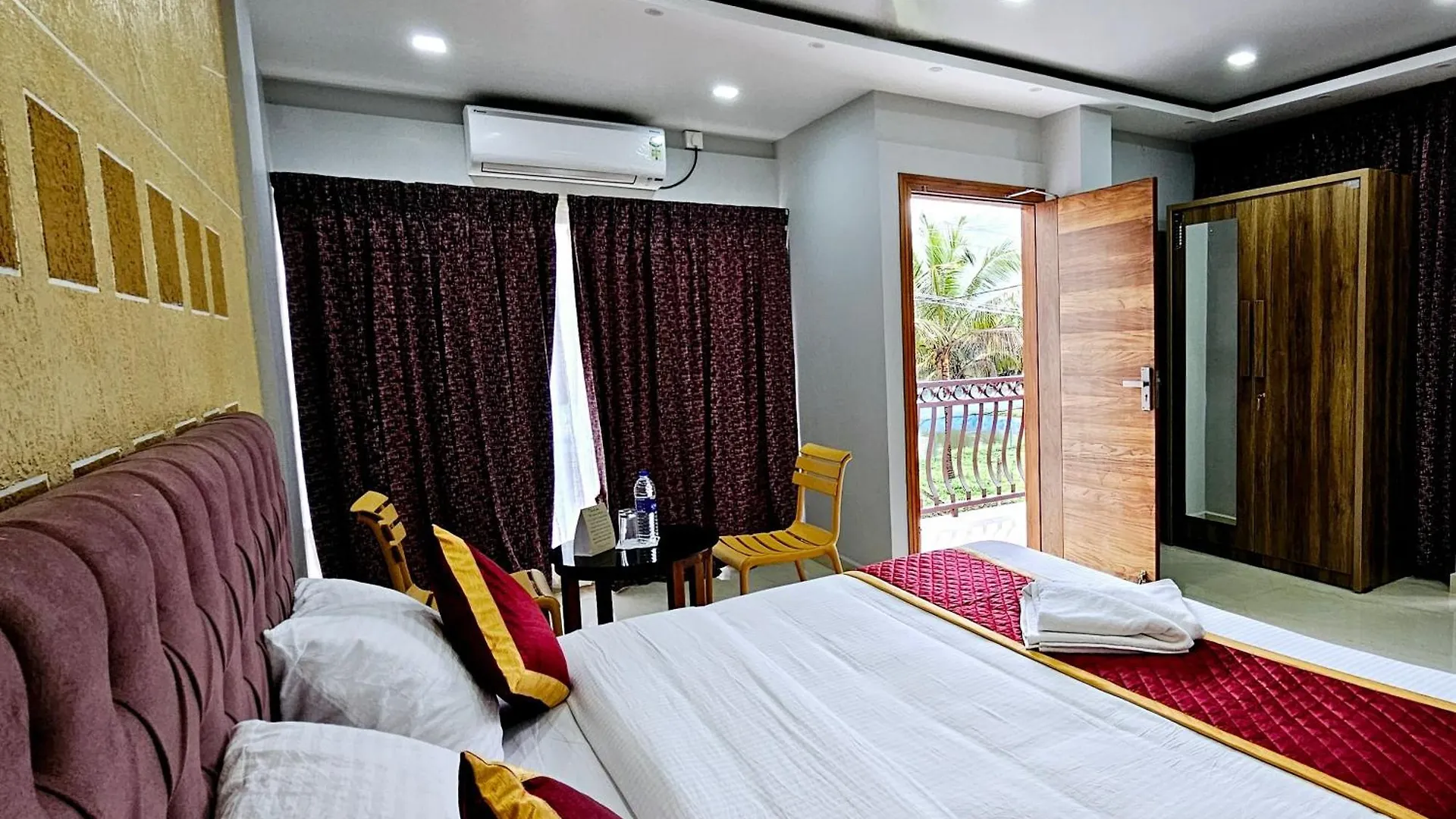 Midway Crest Farmstay Palakkad 0*,  Indie